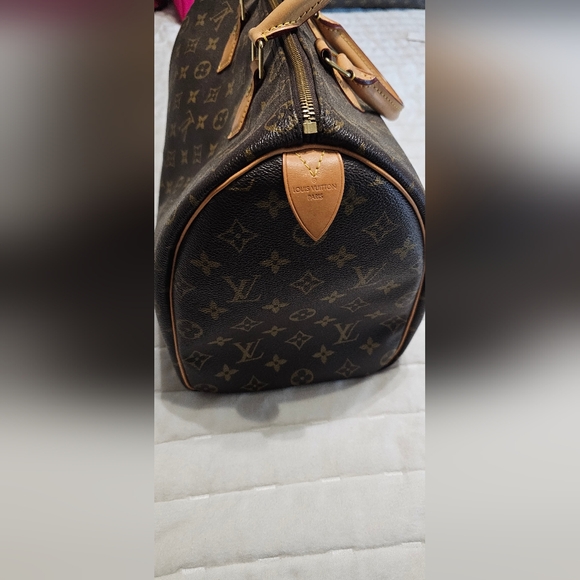 Louis Vuitton Speedy 35 Signature Monogram - Picture 3 of 13